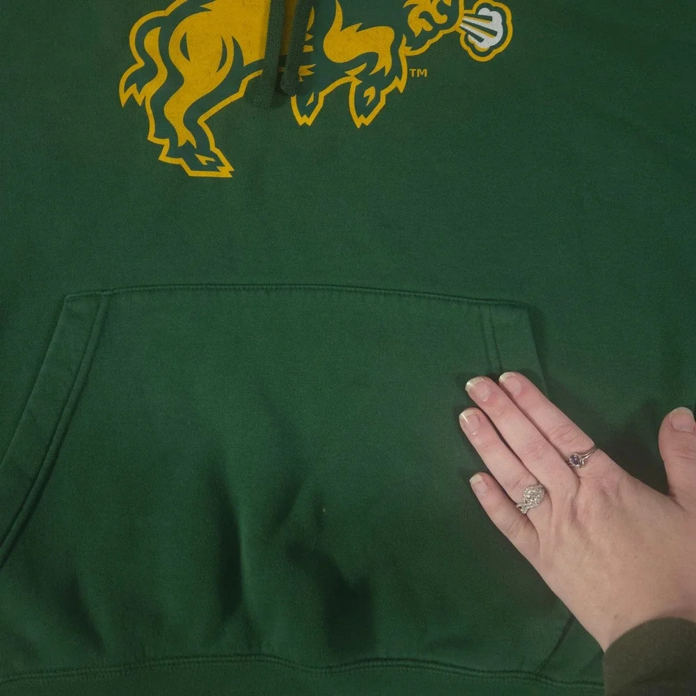 Nike Hoodie Mens L Green Club Fleece Pullover NDSU Bison NCAA Graphic Sweatshirt